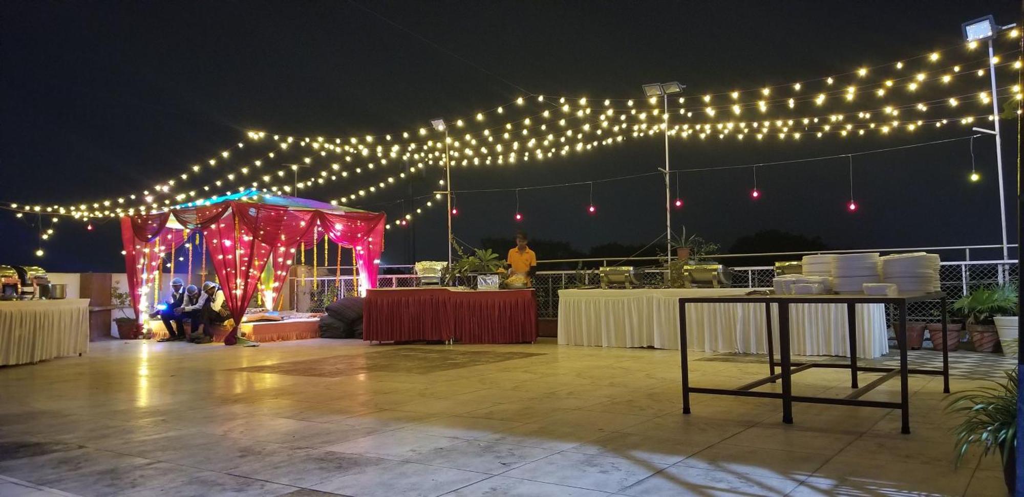 Hotel Kalinga Lake View アーメダバード エクステリア 写真